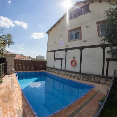 La Charca De La Dehesa * Casas del Monte