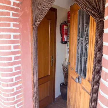 La Charca De La Dehesa * Casas del Monte