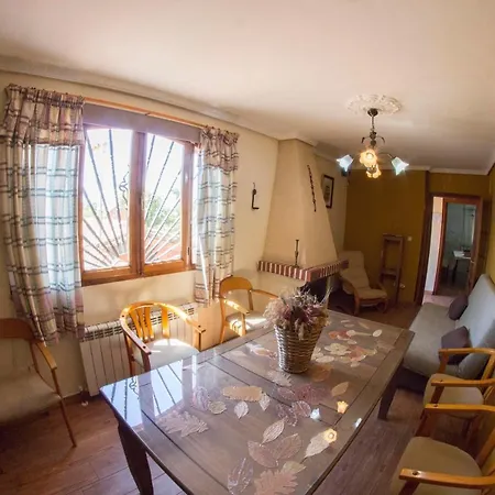 La Charca De La Dehesa Casas del Monte