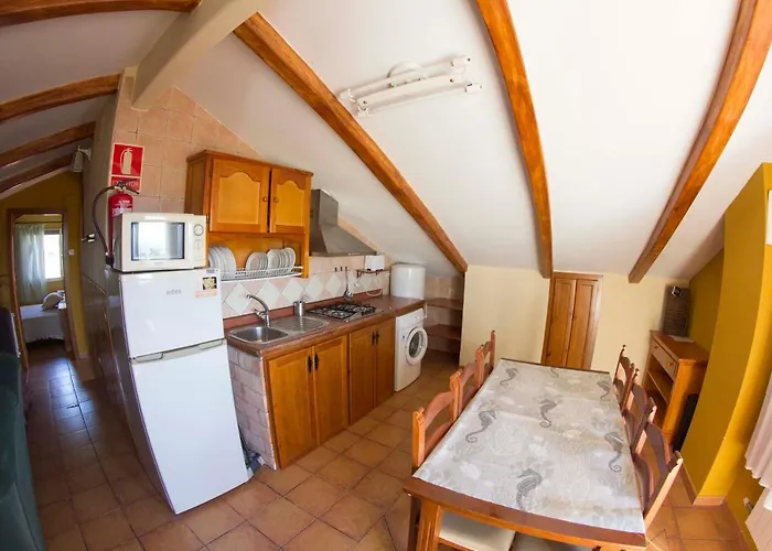 La Charca De La Dehesa * Casas del Monte